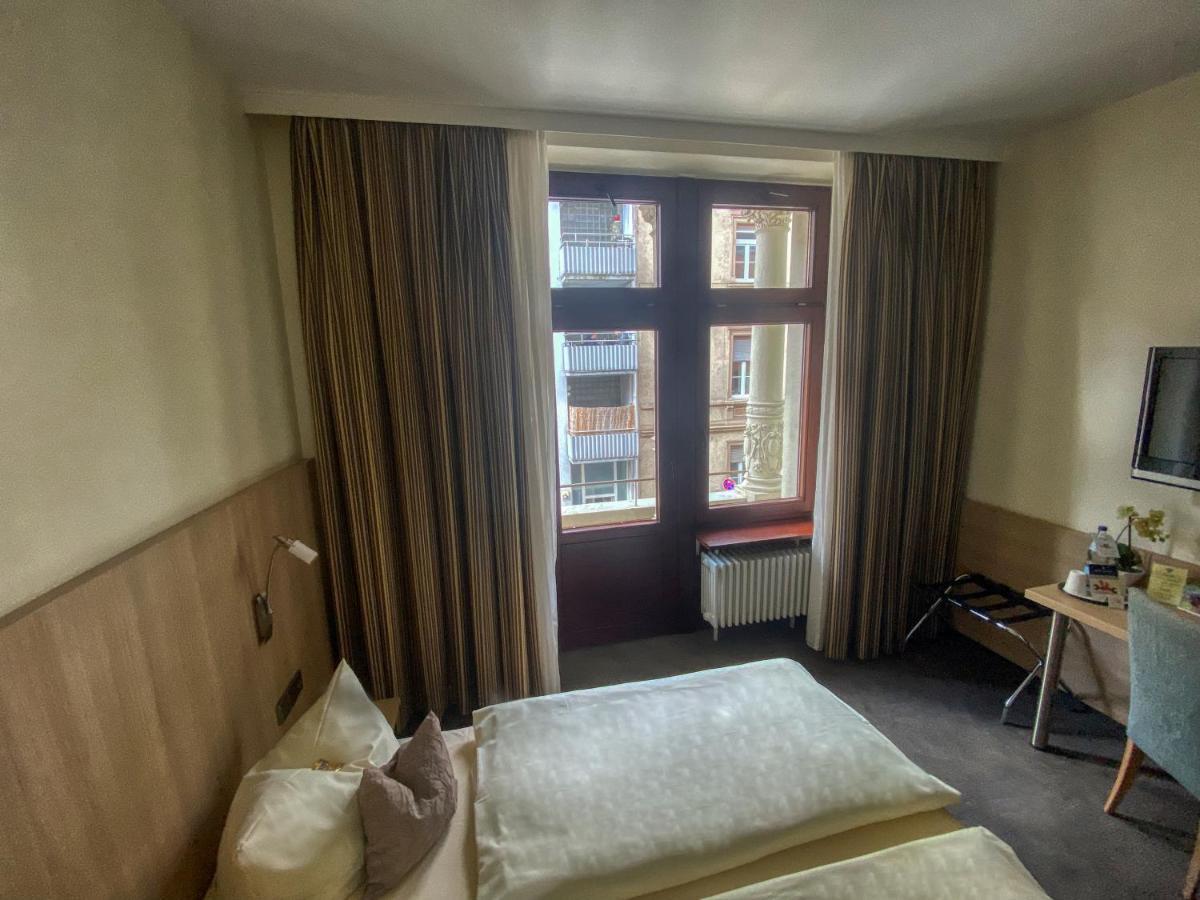 City Partner Hotel Berliner Hof Karlsruhe Exteriör bild