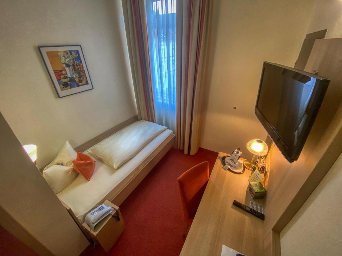 City Partner Hotel Berliner Hof Karlsruhe Exteriör bild