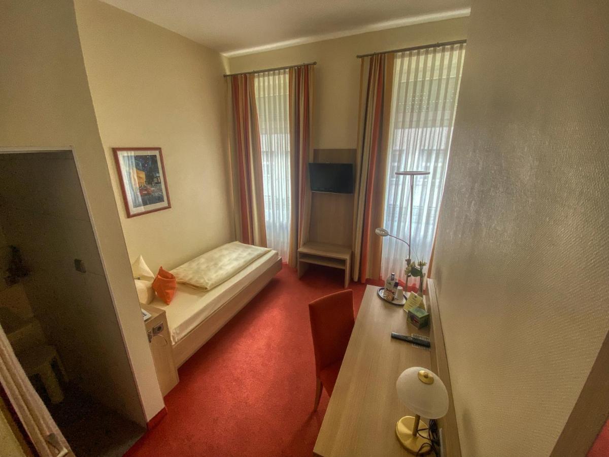 City Partner Hotel Berliner Hof Karlsruhe Exteriör bild