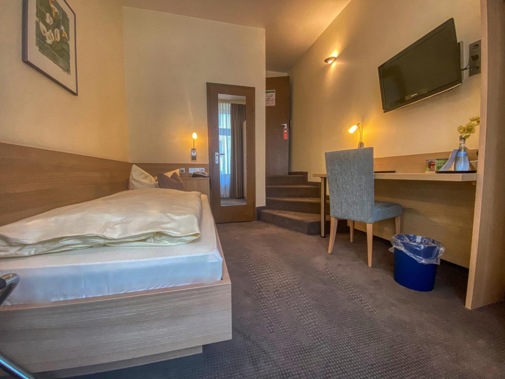 City Partner Hotel Berliner Hof Karlsruhe Rum bild